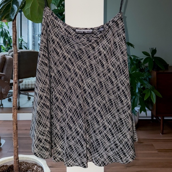 Patterned 100% silk skirt - Picture 3 of 4